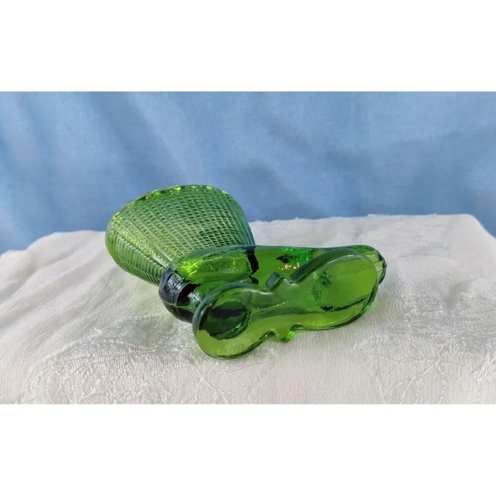 LE Smith Ice Skate Boots Pair Green Pressed Glass Vase Toothpick Holder 3.5